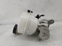 2015-2022 Ford Mustang Brake Master Cylinder 1499122 - Oemusedautoparts1.com