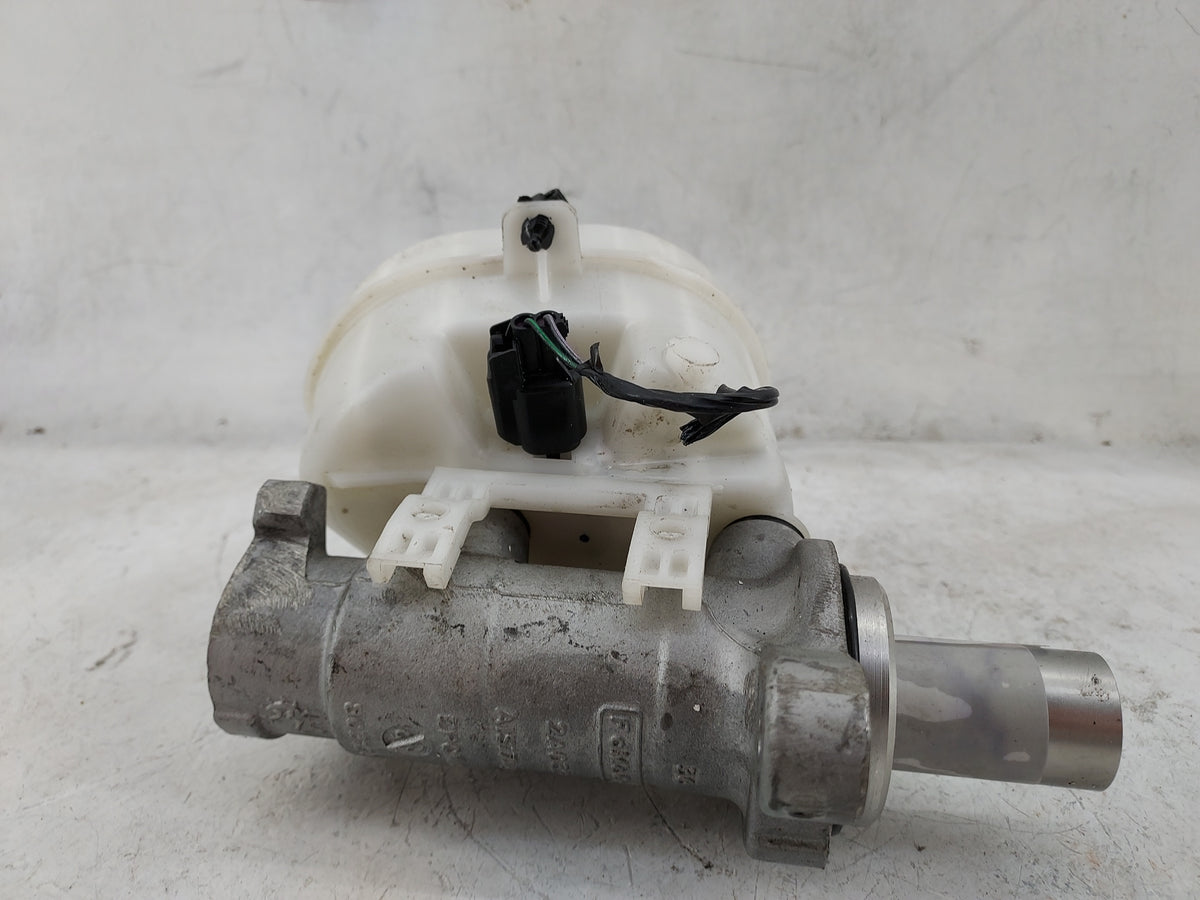 2015-2022 Ford Mustang Brake Master Cylinder 1499122 - Oemusedautoparts1.com