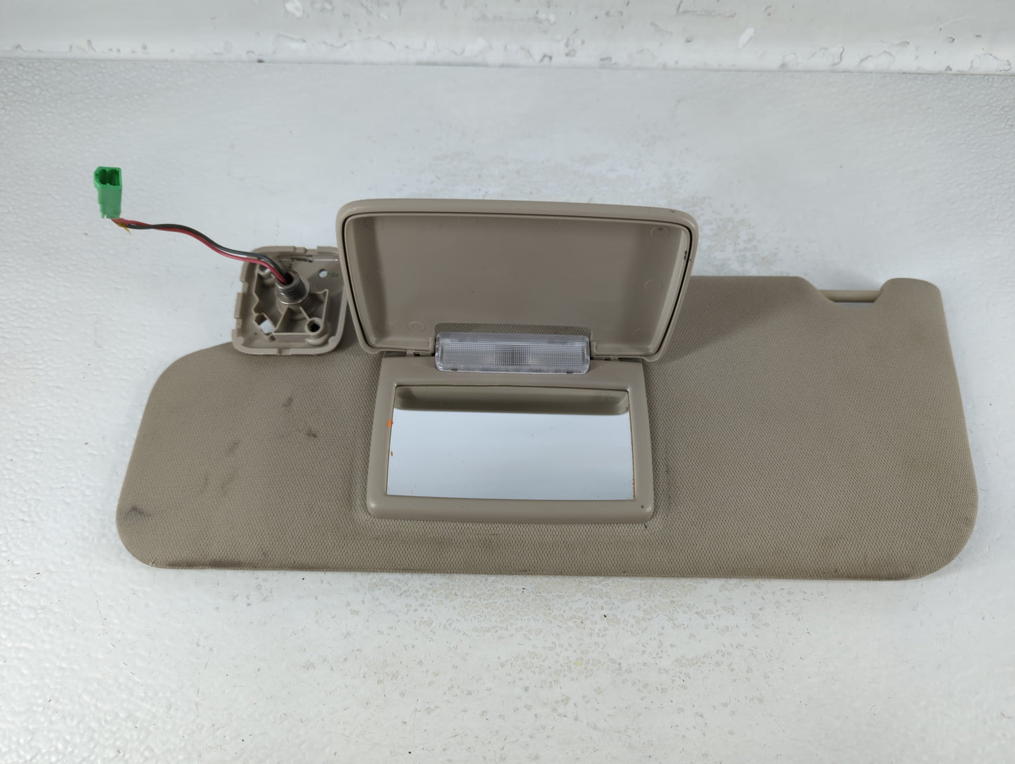 2015-2022 Ford Mustang Sun Visor Shade Replacement Driver Left Mirror Fits Fits 2015 2016 2017 2018 2019 2020 2021 2022 OEM 