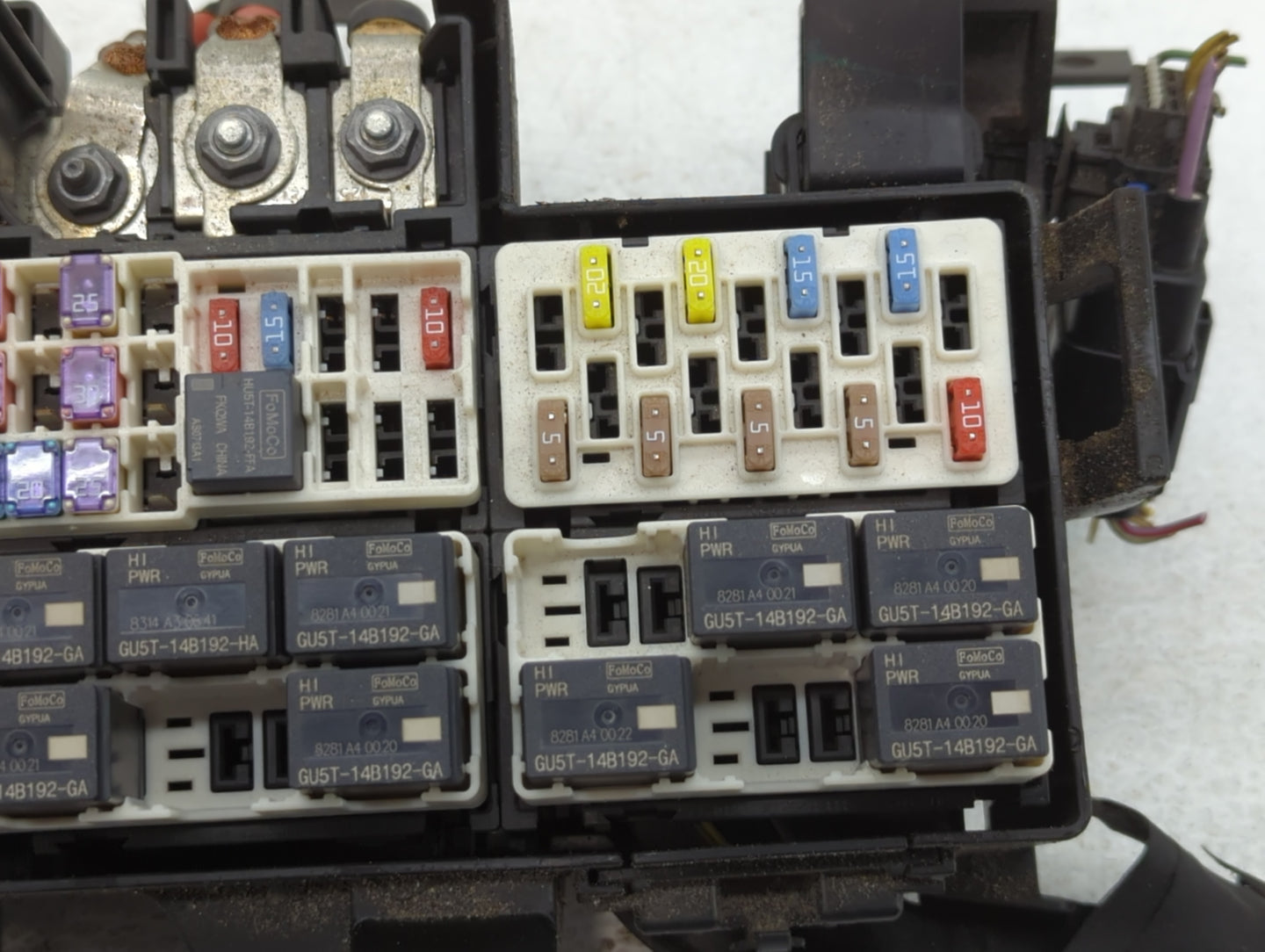 2022 Ford Mustang Fusebox Fuse Box Panel Relay Module Fits OEM Used Auto Parts - Oemusedautoparts1.com