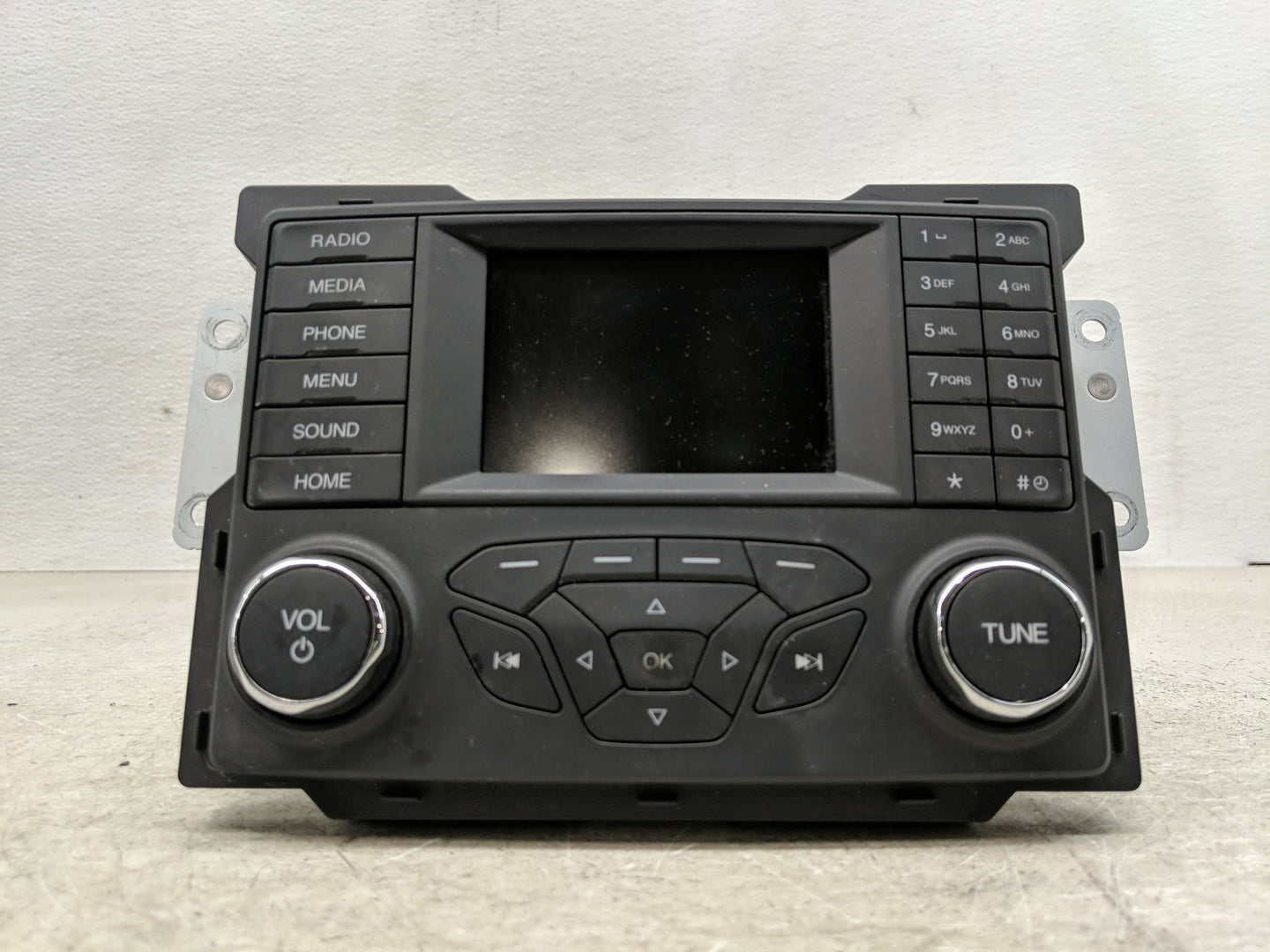 2019-2022 Ford Ranger Radio AM FM Cd Player Receiver Replacement P/N:KB3T-18D815-ED Fits Fits 2019 2020 2021 2022 OEM Used A