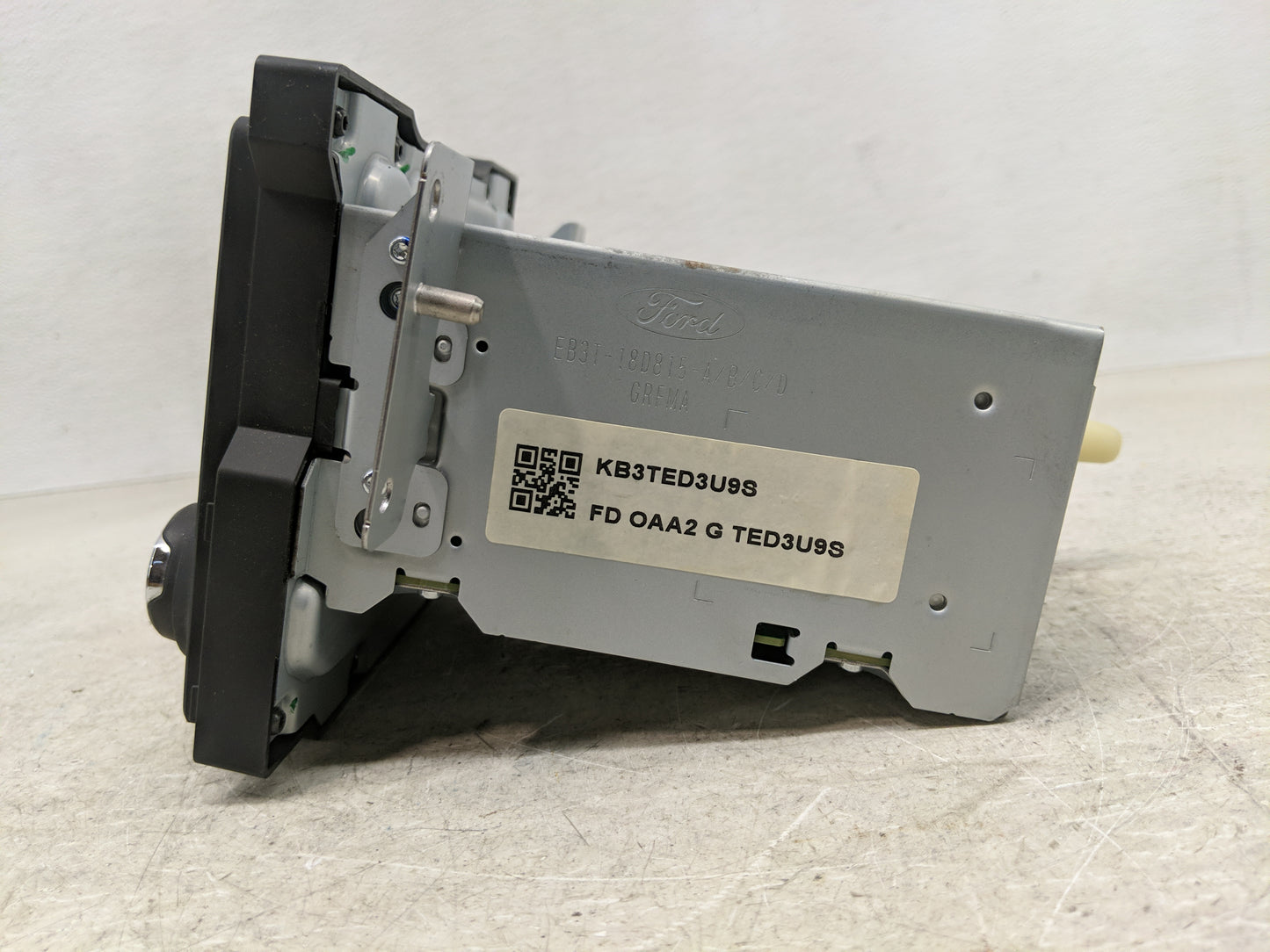 2019-2022 Ford Ranger Radio AM FM Cd Player Receiver Replacement P/N:KB3T-18D815-ED Fits Fits 2019 2020 2021 2022 OEM Used A