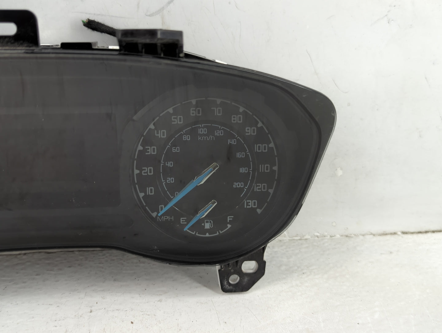 2021-2022 Ford Ranger Instrument Cluster Speedometer Gauges P/N:KB3T-10849-AR Miles: Fits Fits 2021 2022 OEM Used Auto Parts