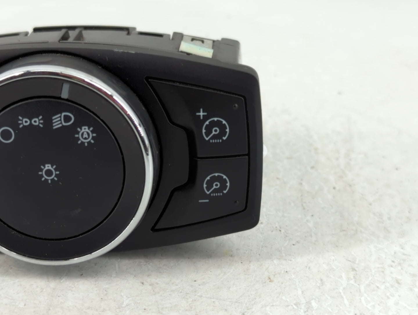 2022 Ford Ranger Headlight Lamp Control Switch - Oemusedautoparts1.com