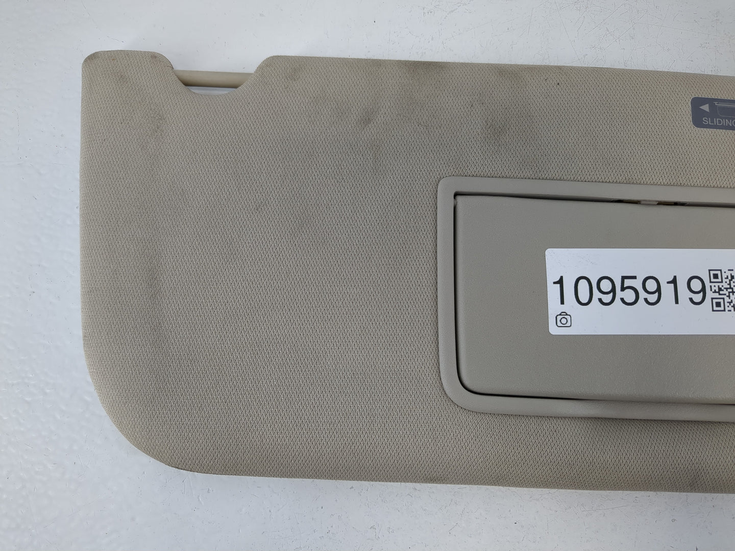 2013-2019 Ford Taurus Sun Visor Shade Replacement Passenger Right Mirror Fits OEM Used Auto Parts - Oemusedautoparts1.com