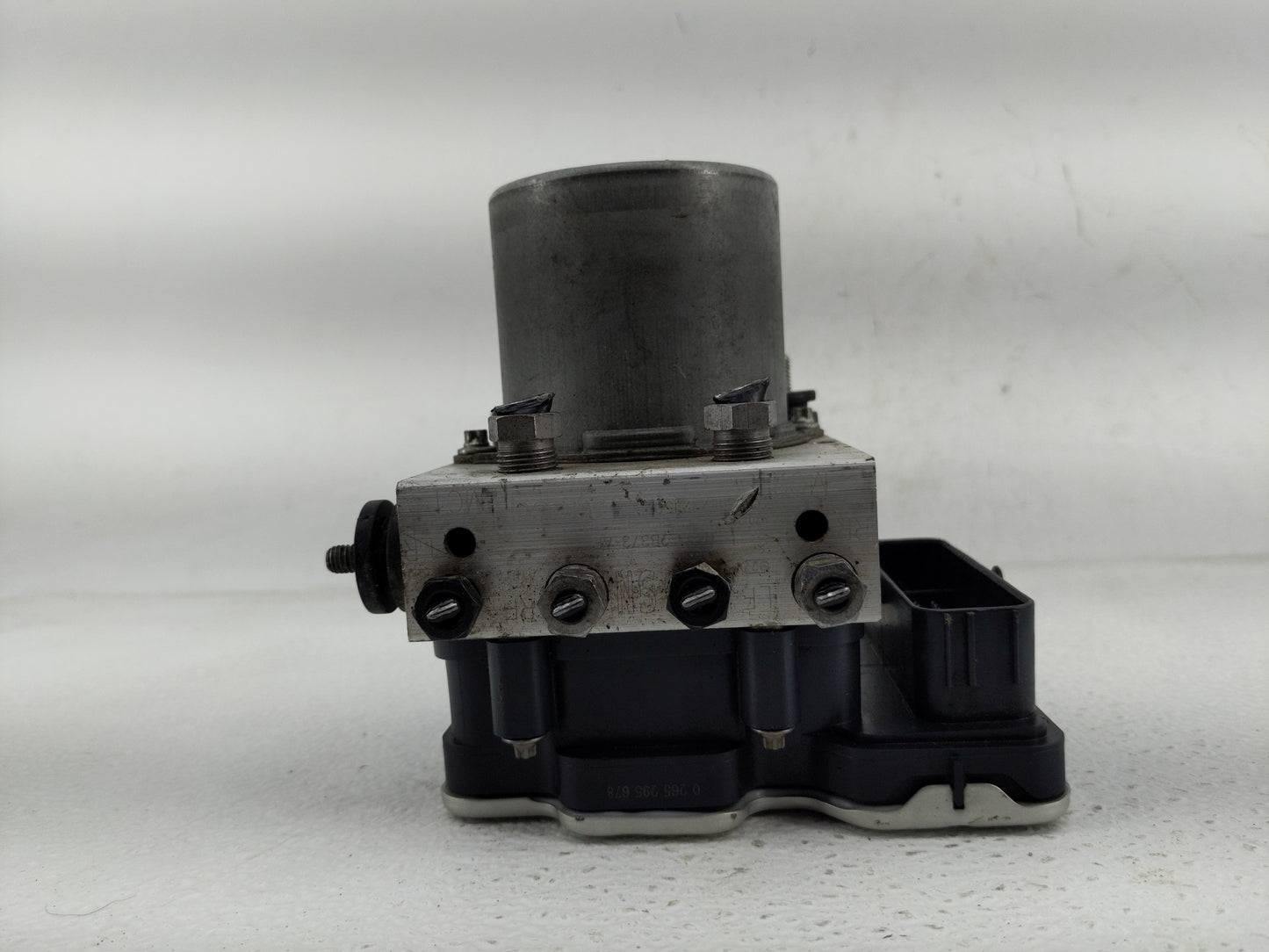 2022 Ford Transit-250 ABS Pump Control Module Replacement P/N:NK41 2B373-AF Fits OEM Used Auto Parts - Oemusedautoparts1.com