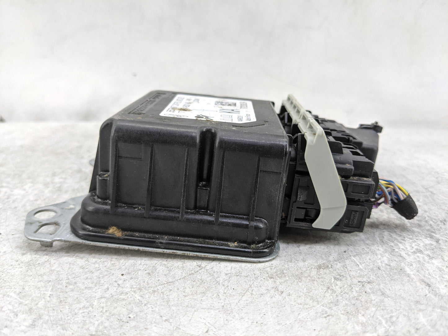 2019 Ford Transit Connect Safety Restraint Srs Airbag Control Module - Oemusedautoparts1.com