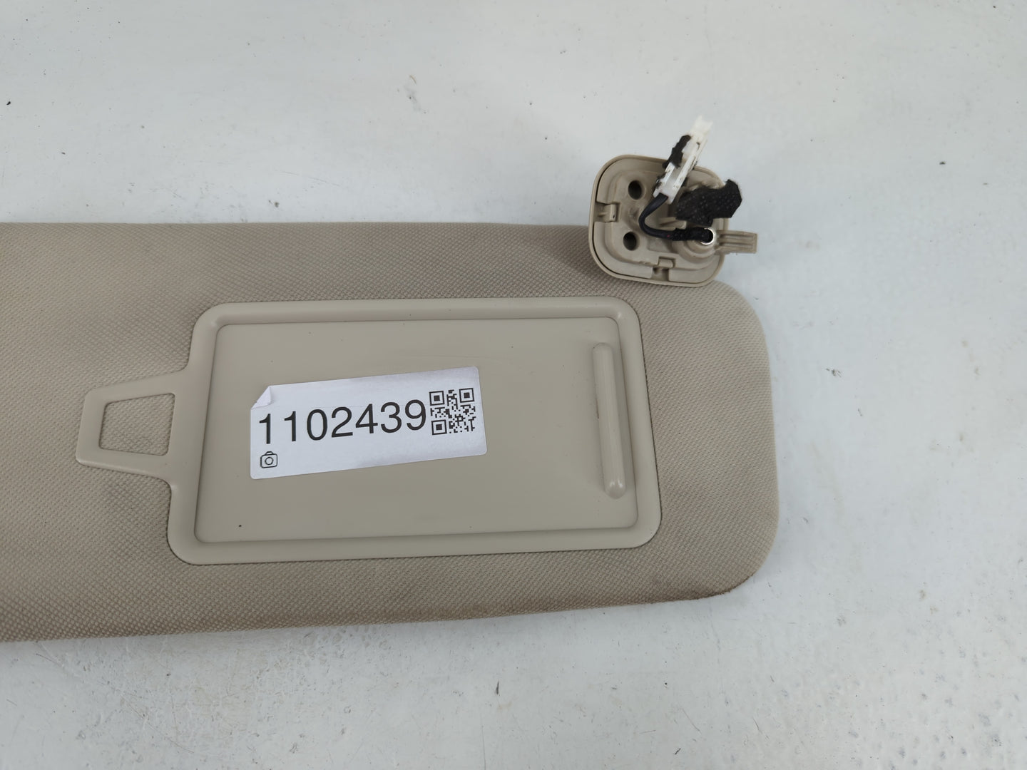 2022 Genesis G70 Sun Visor Shade Replacement Passenger Right Mirror Fits Fits 2021 OEM Used Auto Parts - Oemusedautoparts1.c