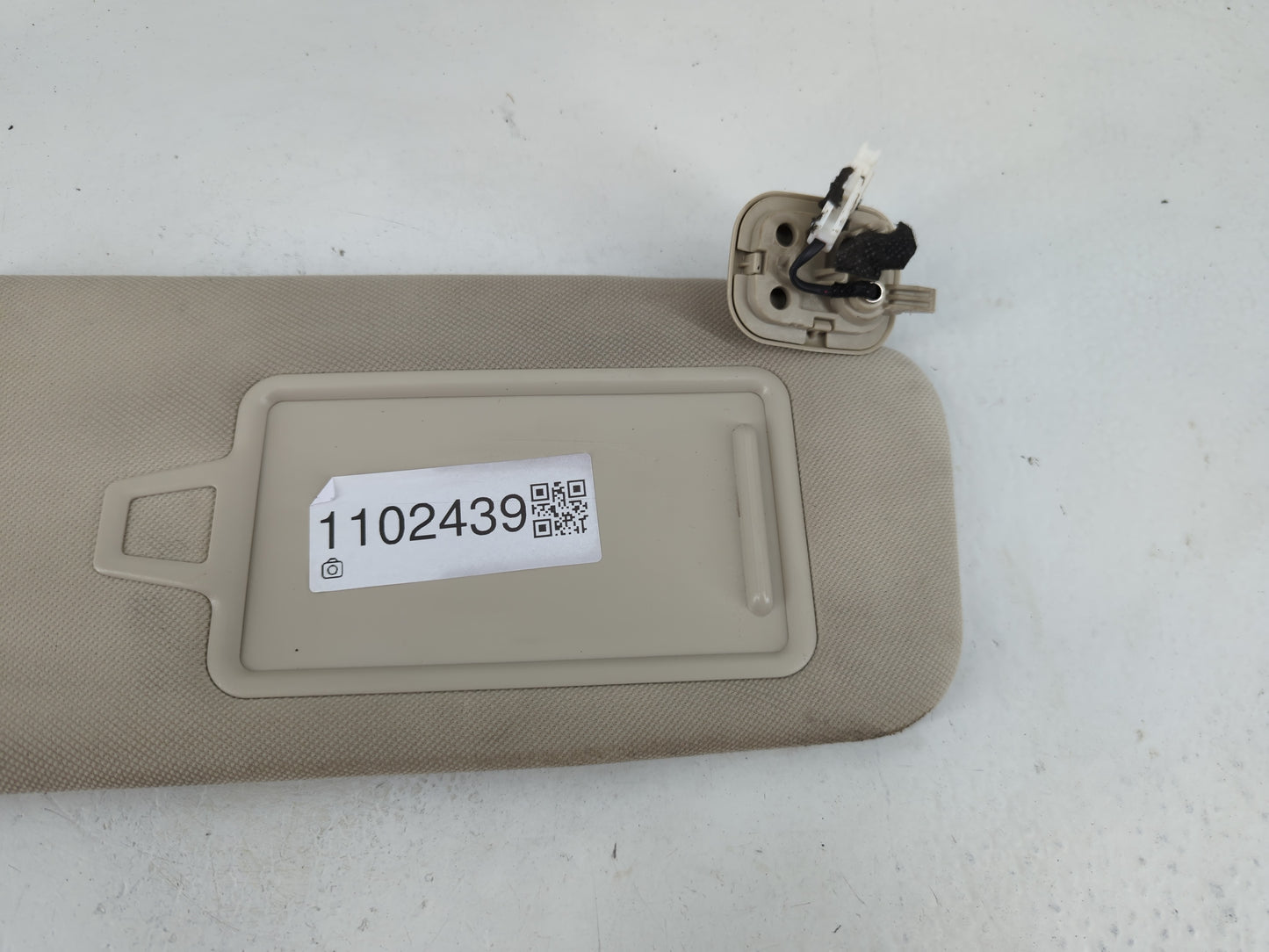 2022 Genesis G70 Sun Visor Shade Replacement Passenger Right Mirror Fits Fits 2021 OEM Used Auto Parts - Oemusedautoparts1.c