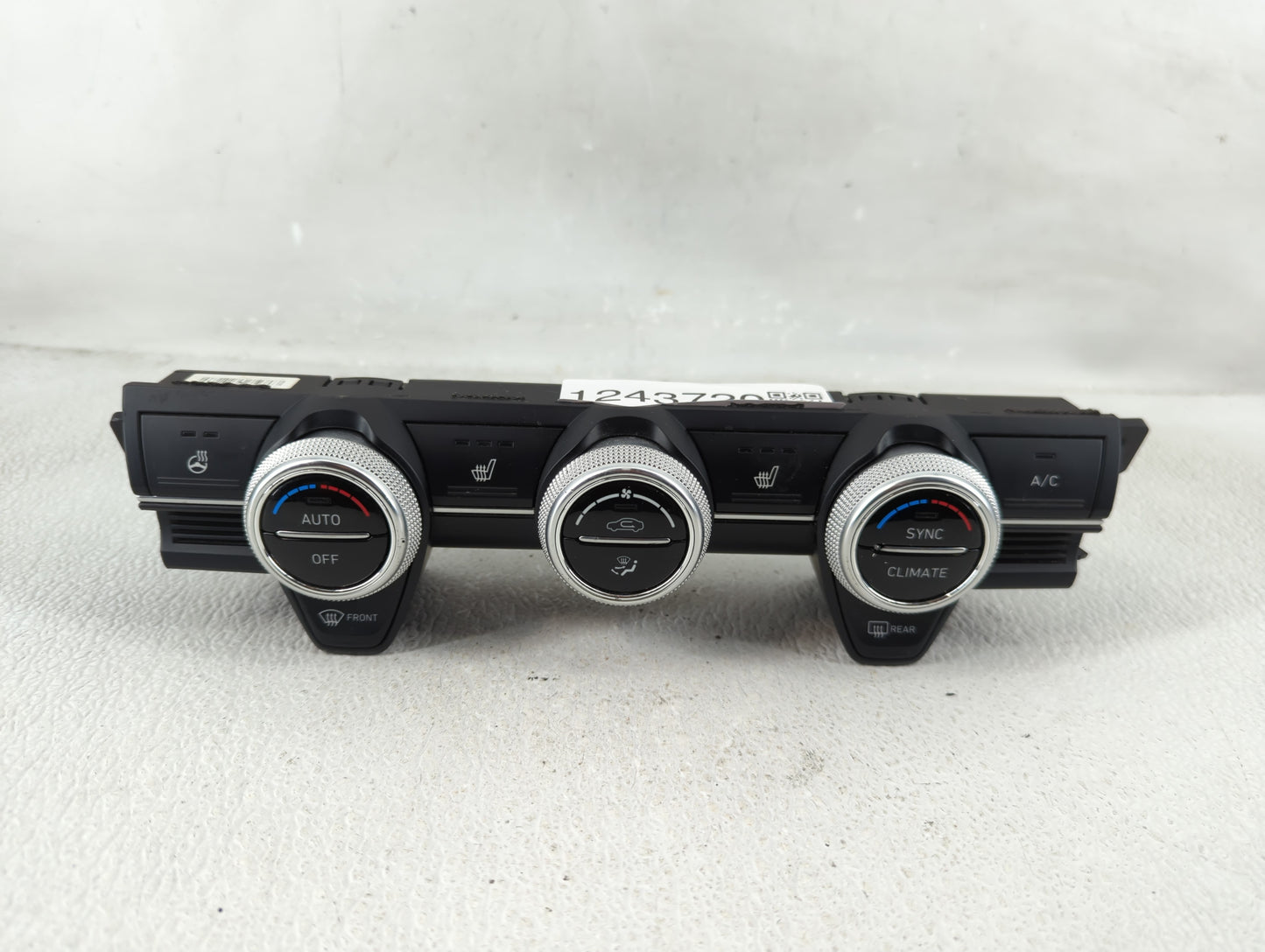 2022 Genesis G70 Climate Control Module Temperature AC/Heater Replacement P/N:97250-G9SC0 Fits OEM Used Auto Parts - Oemused