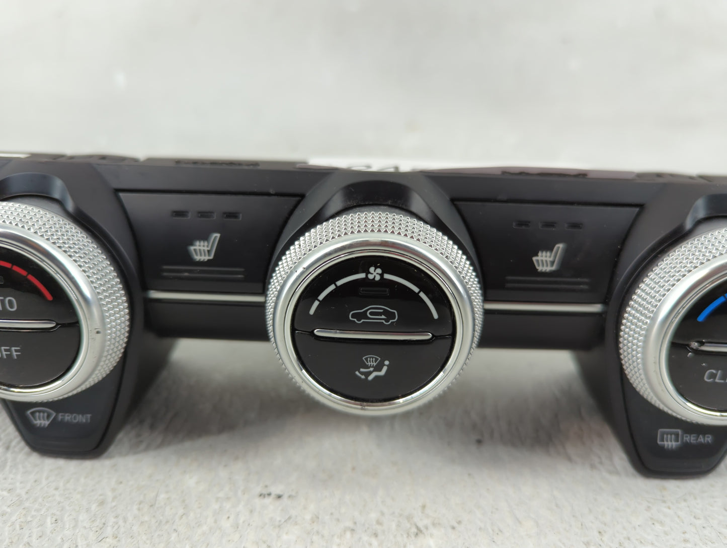 2022 Genesis G70 Climate Control Module Temperature AC/Heater Replacement P/N:97250-G9SC0 Fits OEM Used Auto Parts - Oemused