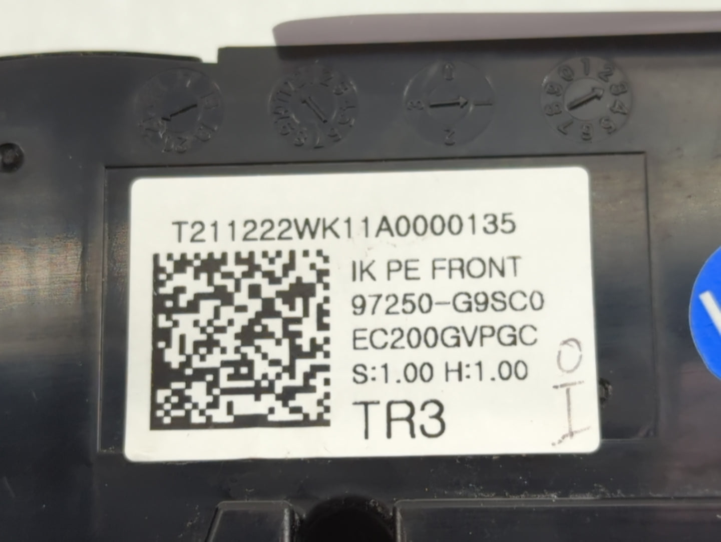 2022 Genesis G70 Climate Control Module Temperature AC/Heater Replacement P/N:97250-G9SC0 Fits OEM Used Auto Parts - Oemused