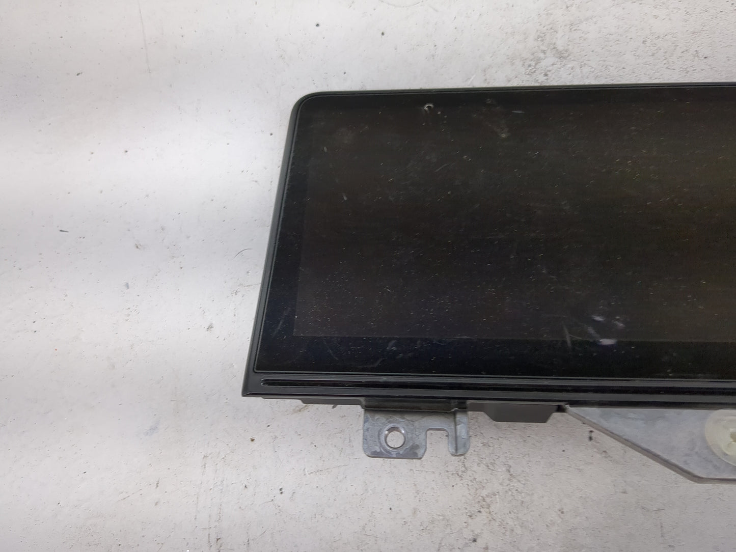 2022 Genesis G70 Information Display Screen - Oemusedautoparts1.com