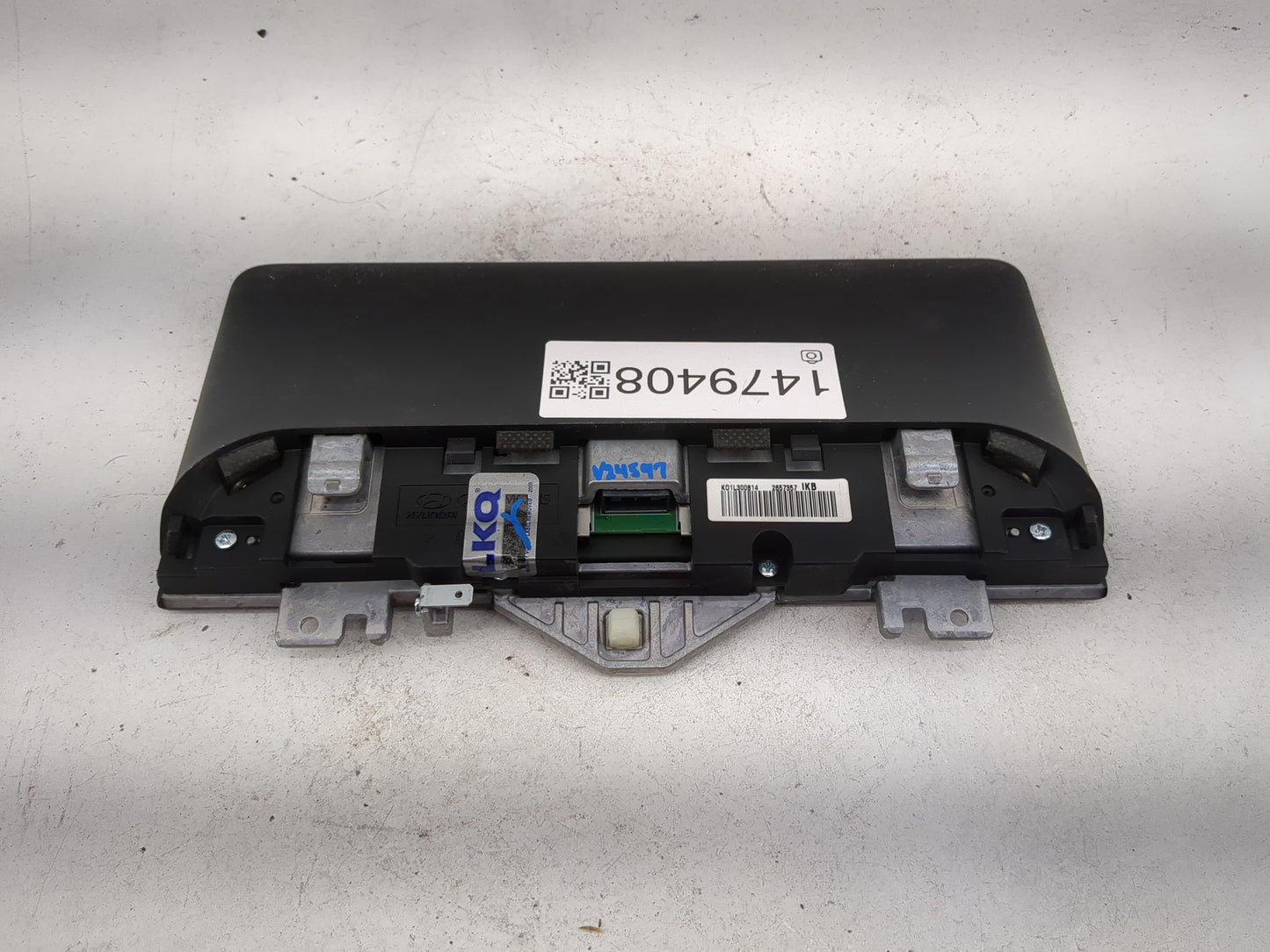 2022 Genesis G70 Information Display Screen - Oemusedautoparts1.com