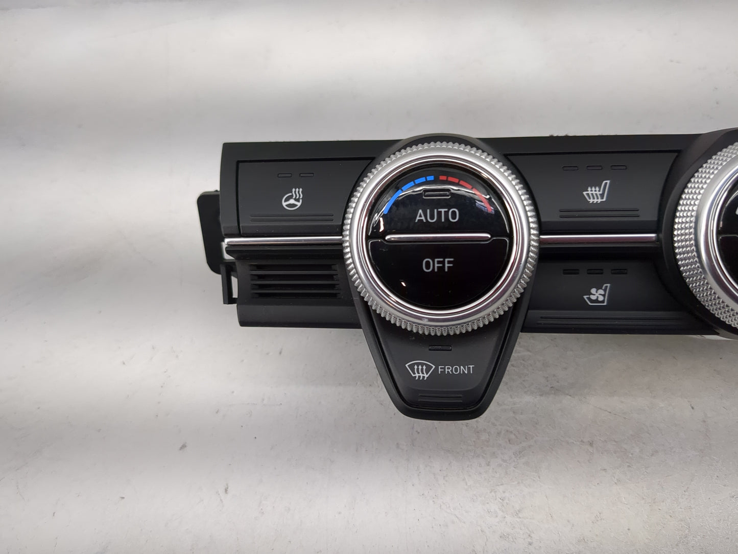 2022 Genesis G70 Climate Control Module Temperature AC/Heater Replacement P/N:97250-G9SD0 EC200GVPGD Fits OEM Used Auto Part
