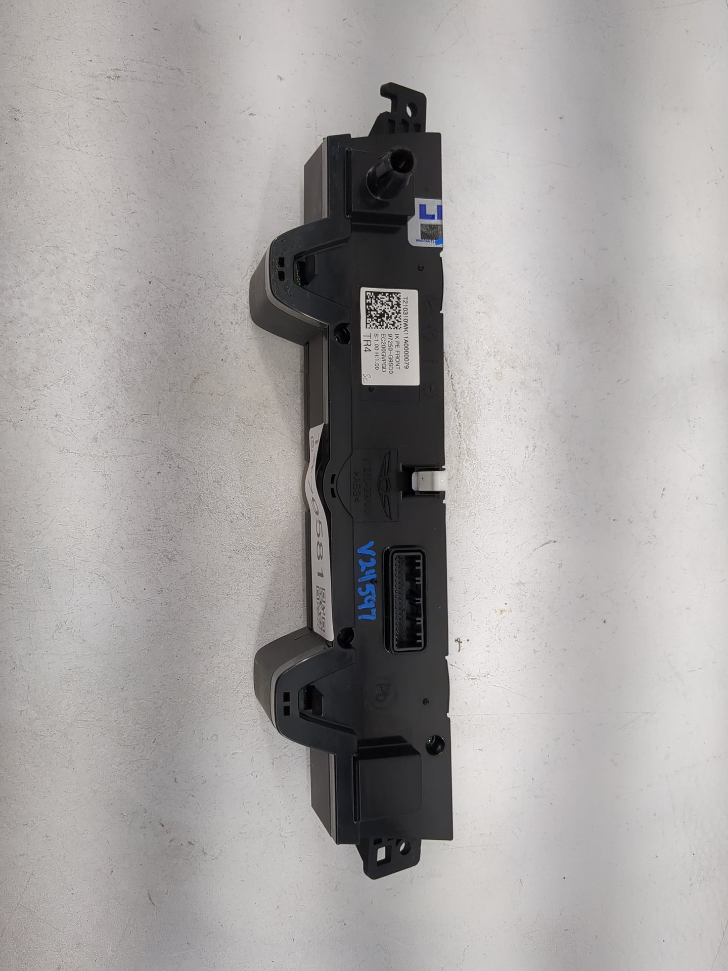 2022 Genesis G70 Climate Control Module Temperature AC/Heater Replacement P/N:97250-G9SD0 EC200GVPGD Fits OEM Used Auto Part