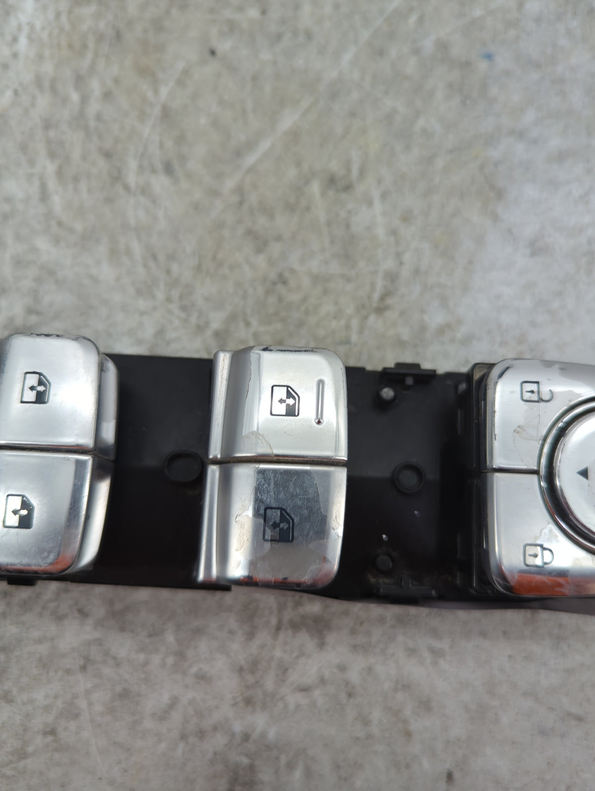 2022 Genesis G70 Master Power Window Switch Replacement Driver Side Left P/N:93571G9105 Fits OEM Used Auto Parts - Oemusedau