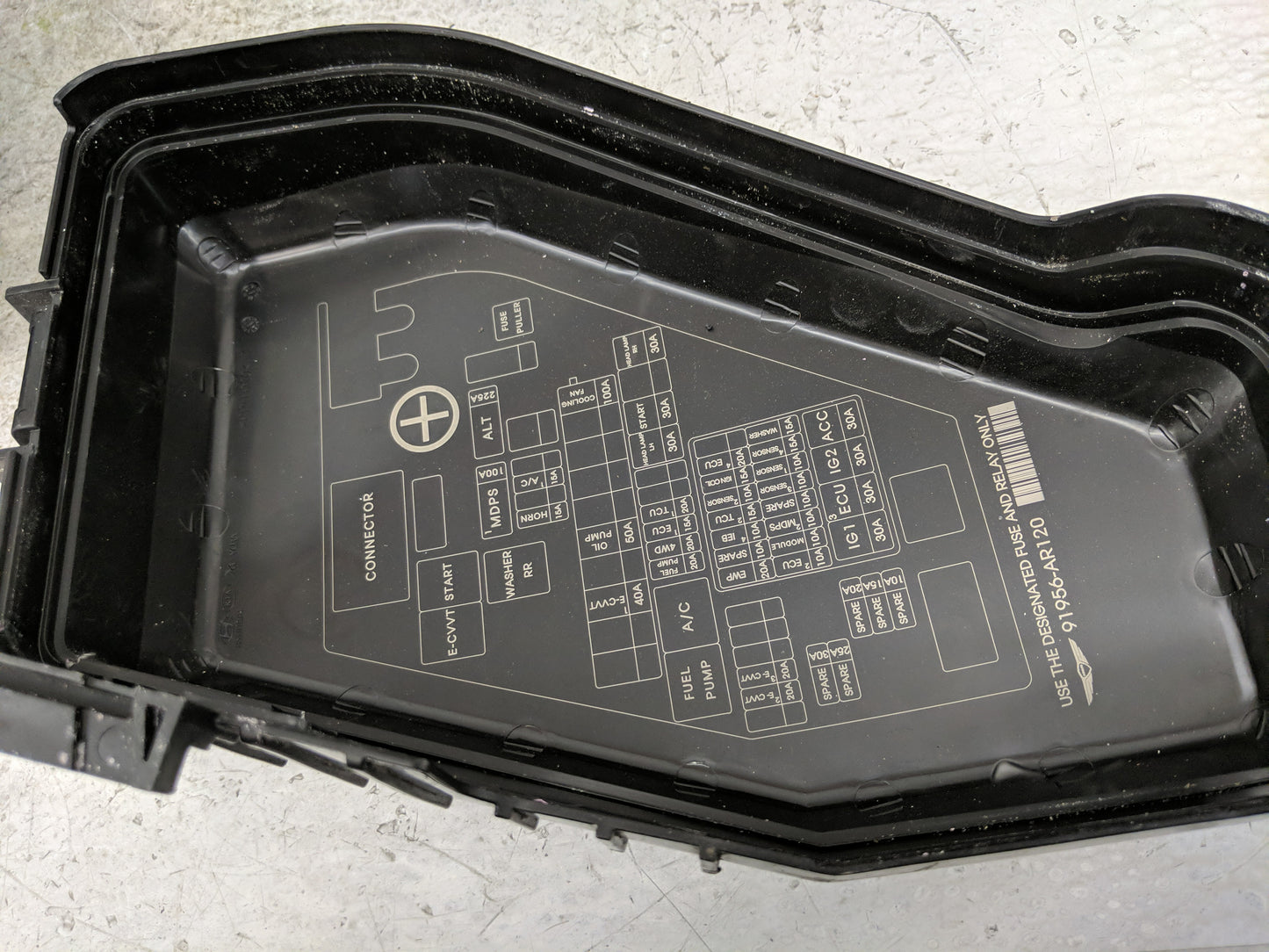 2022 Genesis Gv70 Fusebox Fuse Box Panel Relay Module P/N:91959-T1100 Fits OEM Used Auto Parts - Oemusedautoparts1.com