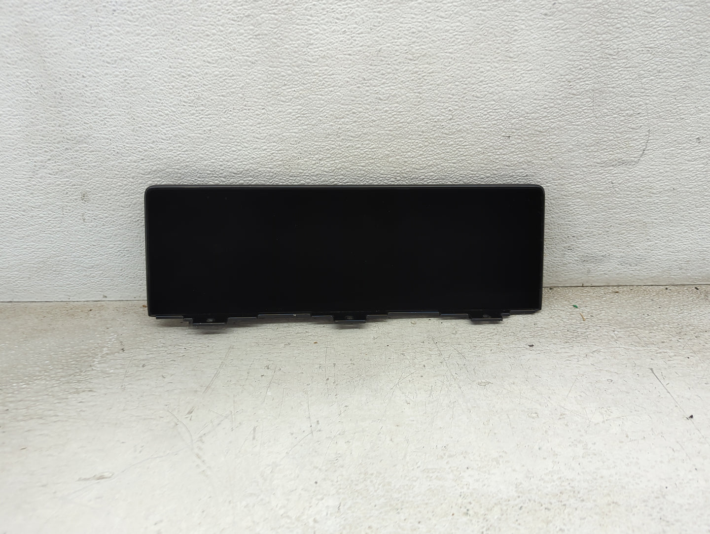 2022-2022 Genesis Gv70 Information Display Screen - Oemusedautoparts1.com