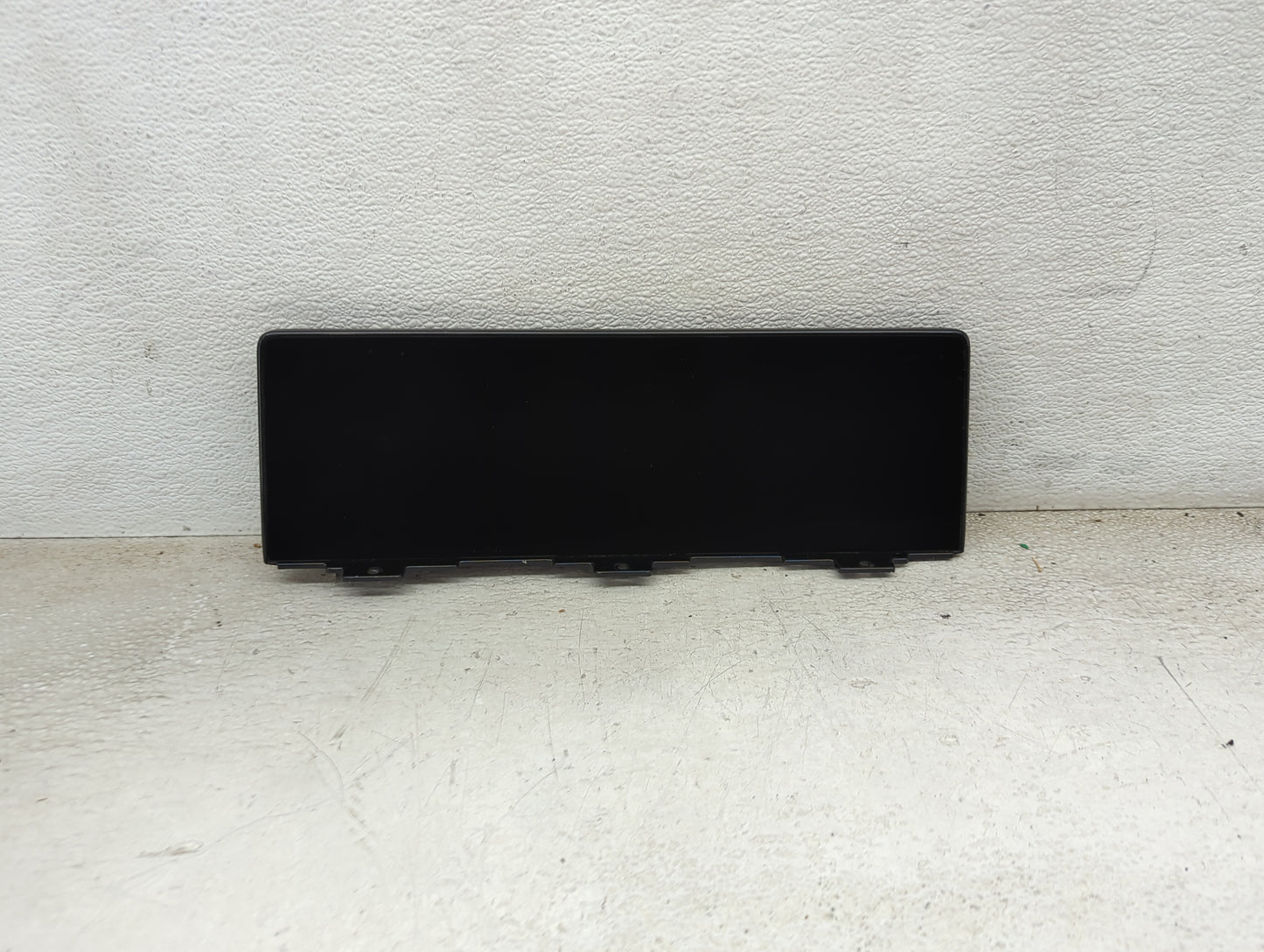 2022-2022 Genesis Gv70 Information Display Screen - Oemusedautoparts1.com