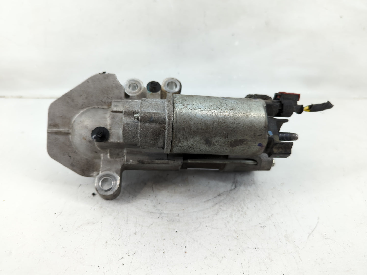 2019-2022 Gmc Sierra 1500 Car Starter Motor Solenoid OEM P/N:12706169 Fits Fits 2019 2020 2021 2022 OEM Used Auto Parts - Oe