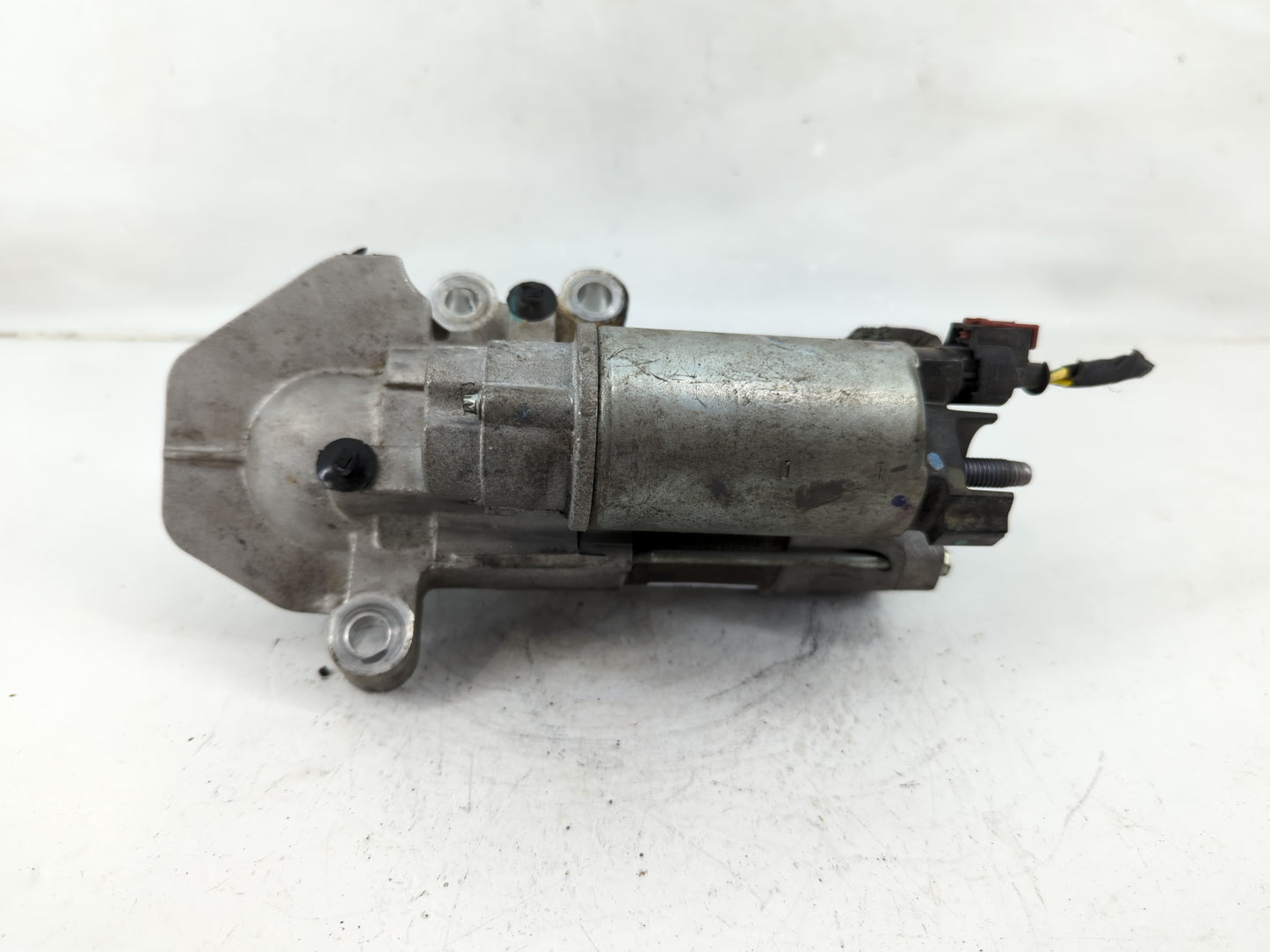 2019-2022 Gmc Sierra 1500 Car Starter Motor Solenoid OEM P/N:12706169 Fits Fits 2019 2020 2021 2022 OEM Used Auto Parts - Oe