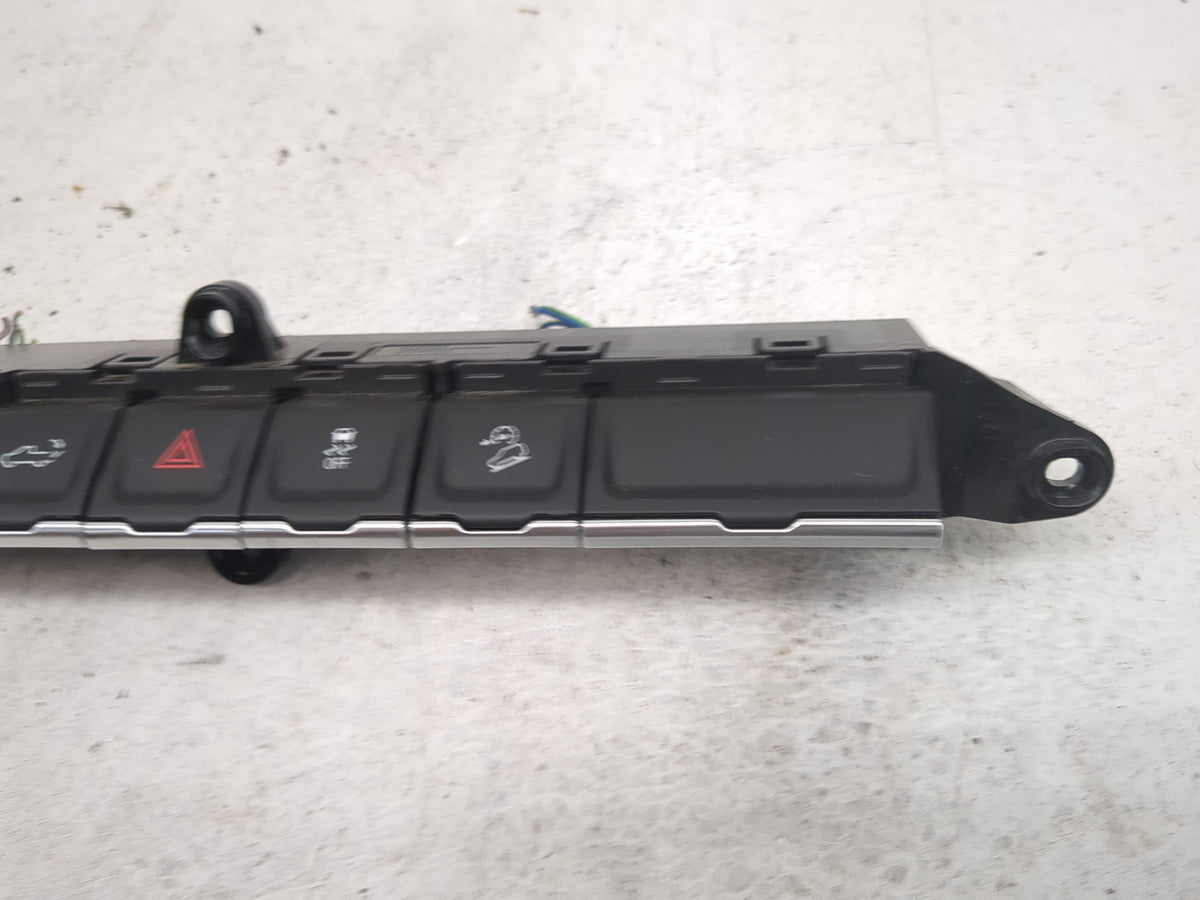 2022 Gmc Sierra 1500 Climate Control Module Temperature AC/Heater Replacement P/N:84168736 7002640100000V Fits OEM Used Auto