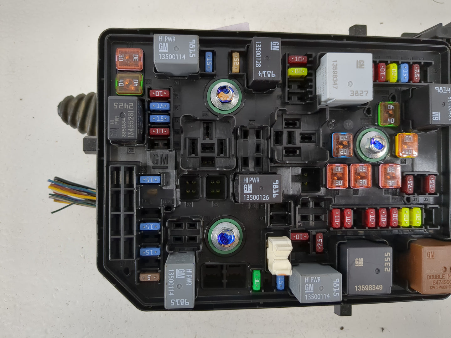 2022 Gmc Terrain Fusebox Fuse Box Panel Relay Module P/N:87867005 Fits OEM Used Auto Parts - Oemusedautoparts1.com