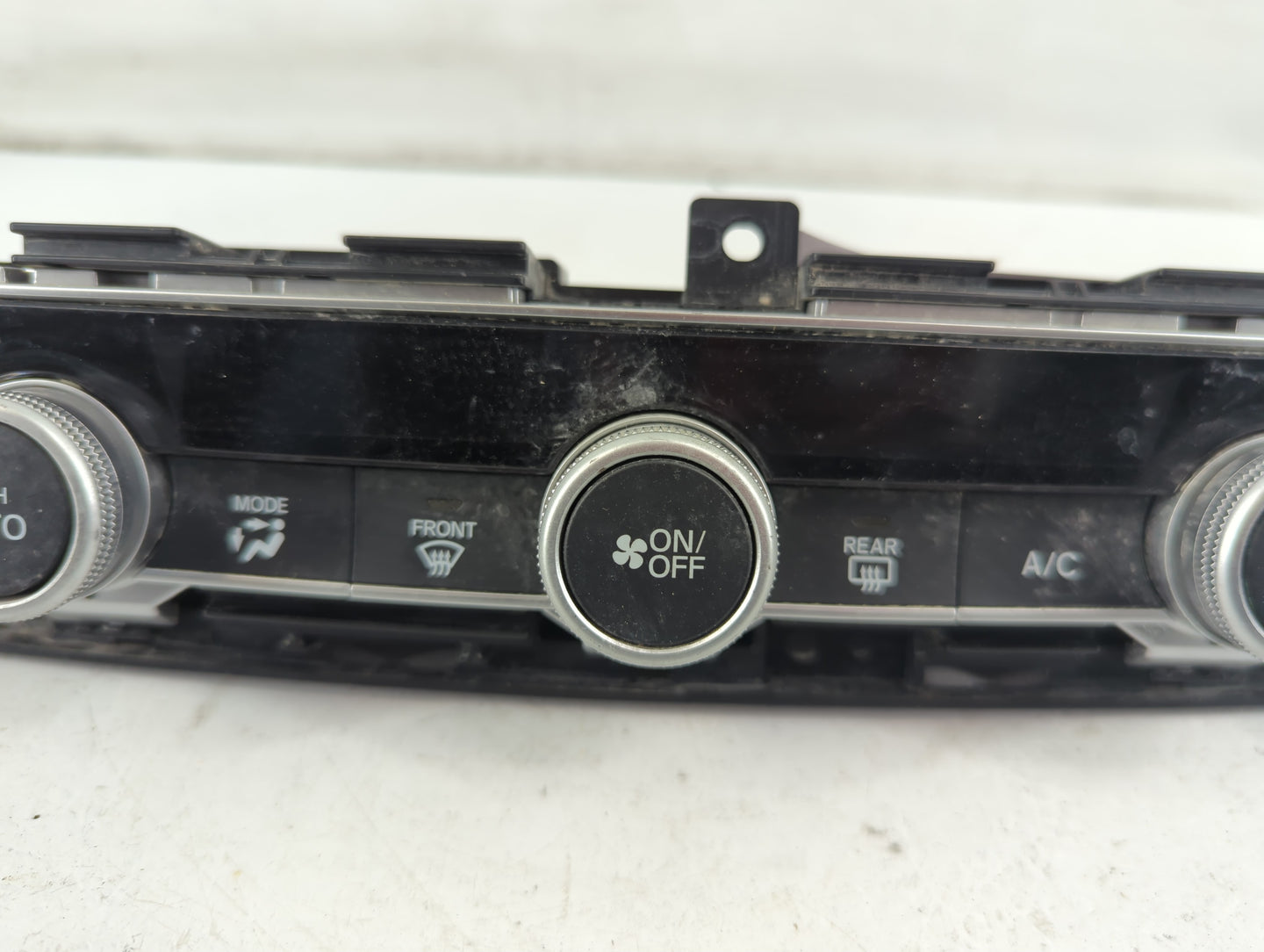 2021-2022 Honda Accord Climate Control Module Temperature AC/Heater Replacement P/N:79610TVAA210M1 Fits Fits 2021 2022 OEM U