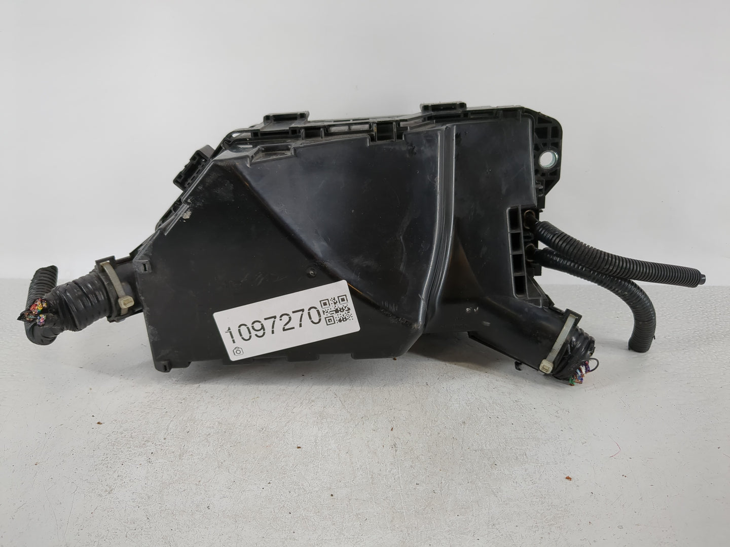2021-2022 Honda Accord Fusebox Fuse Box Panel Relay Module P/N:30-TVA-A011 Fits Fits 2021 2022 OEM Used Auto Parts - Oemused