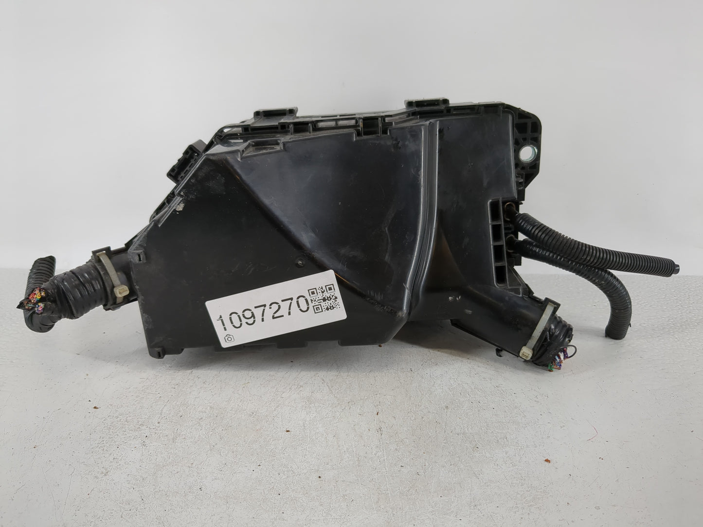 2021-2022 Honda Accord Fusebox Fuse Box Panel Relay Module P/N:30-TVA-A011 Fits Fits 2021 2022 OEM Used Auto Parts - Oemused