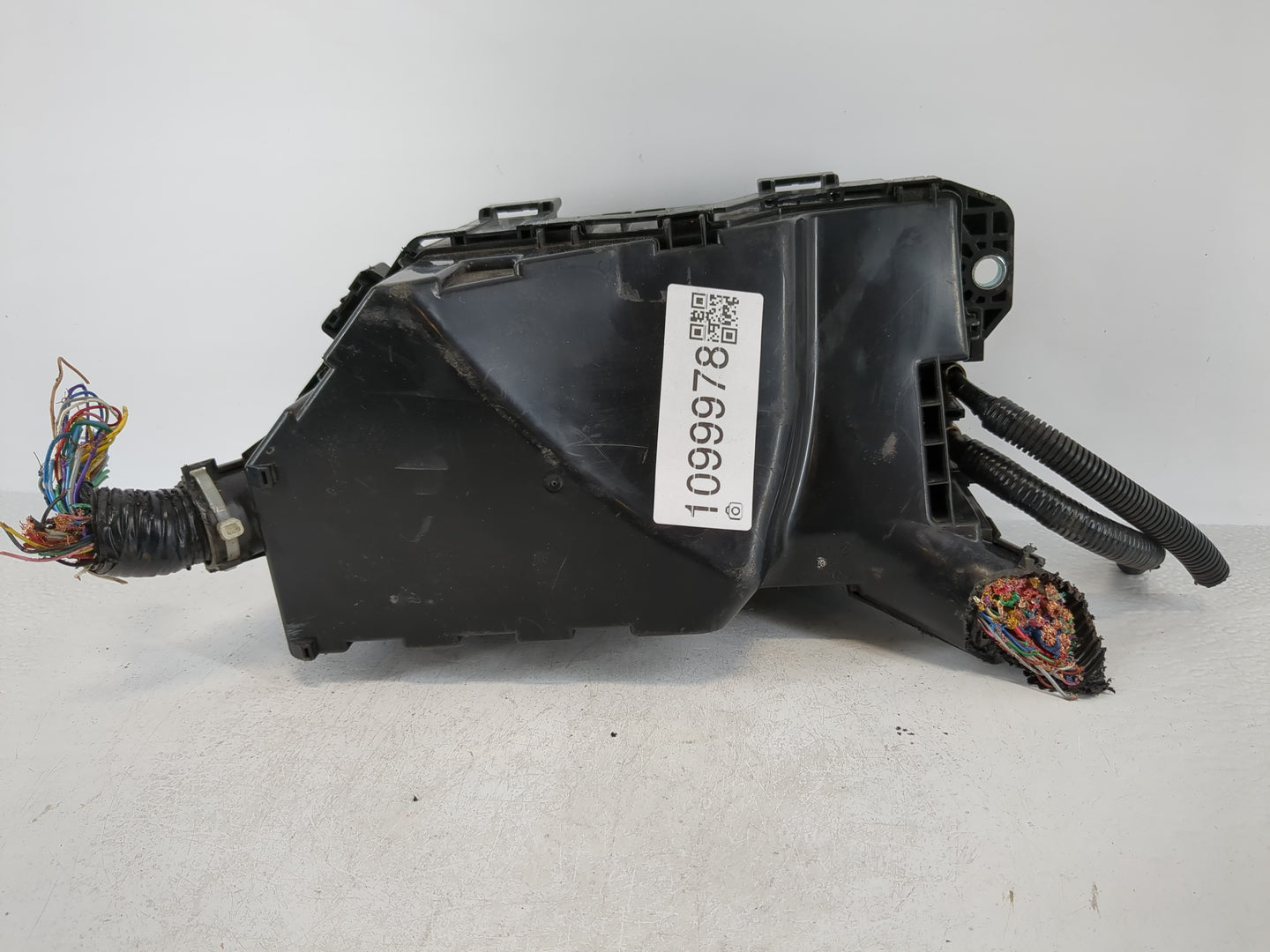 2021-2022 Honda Accord Fusebox Fuse Box Panel Relay Module P/N:50-TVA-A110 Fits Fits 2021 2022 OEM Used Auto Parts - Oemused