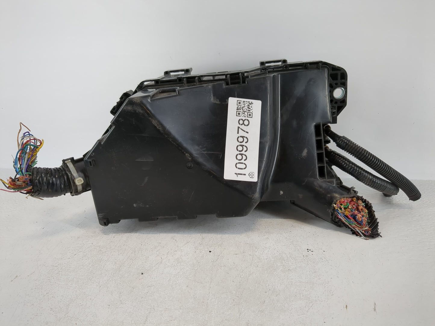 2021-2022 Honda Accord Fusebox Fuse Box Panel Relay Module P/N:50-TVA-A110 Fits Fits 2021 2022 OEM Used Auto Parts - Oemused