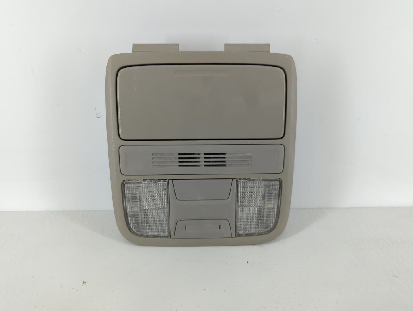 2022 Honda Accord Overhead Roof Console 1111180 - Oemusedautoparts1.com