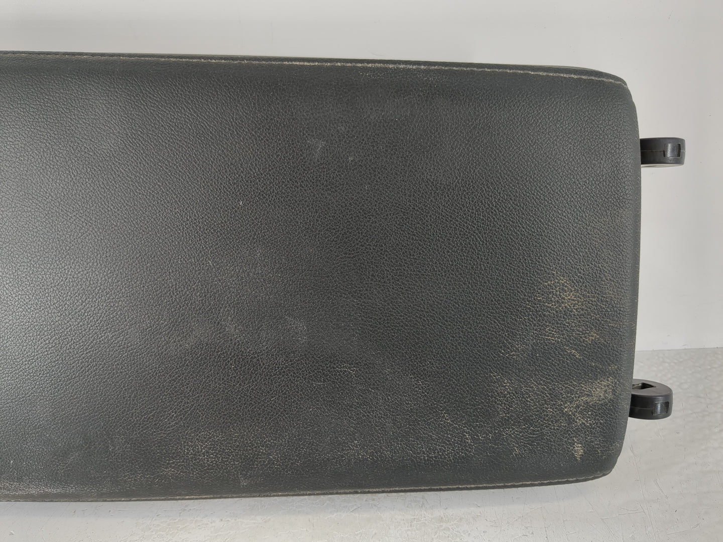 2021-2022 Honda Accord Center Console Armrest Cover Lid Fits Fits 2021 2022 OEM Used Auto Parts - Oemusedautoparts1.com