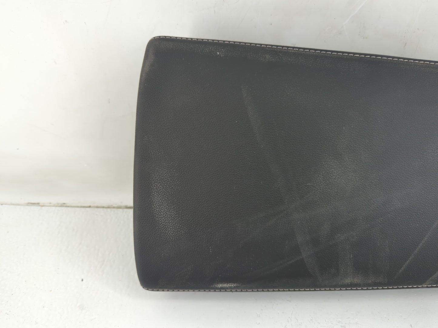 2021-2022 Honda Accord Center Console Armrest Cover Lid Fits Fits 2021 2022 OEM Used Auto Parts - Oemusedautoparts1.com