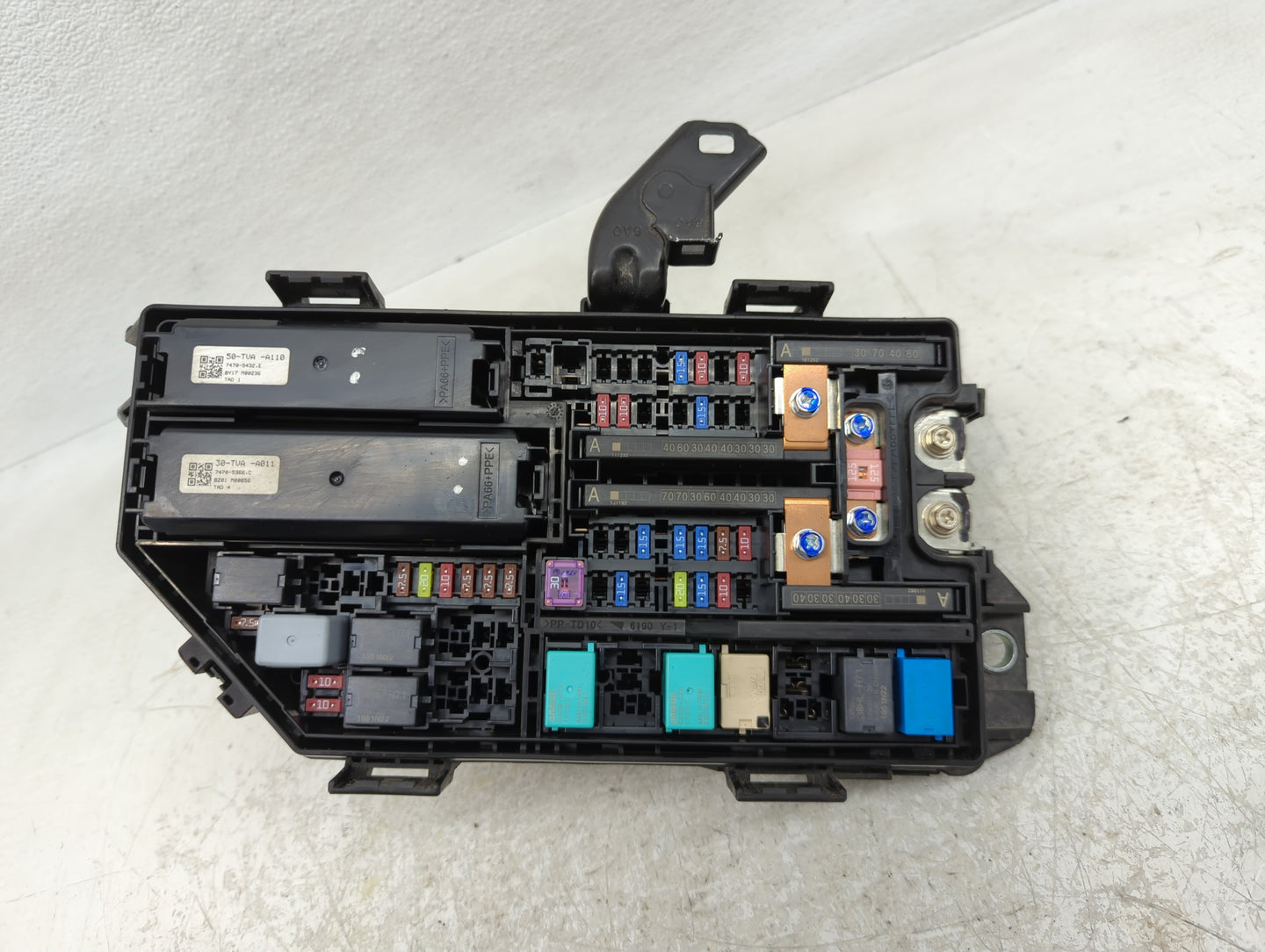 2021-2022 Honda Accord Fusebox Fuse Box Panel Relay Module Fits Fits 2021 2022 OEM Used Auto Parts - Oemusedautoparts1.com