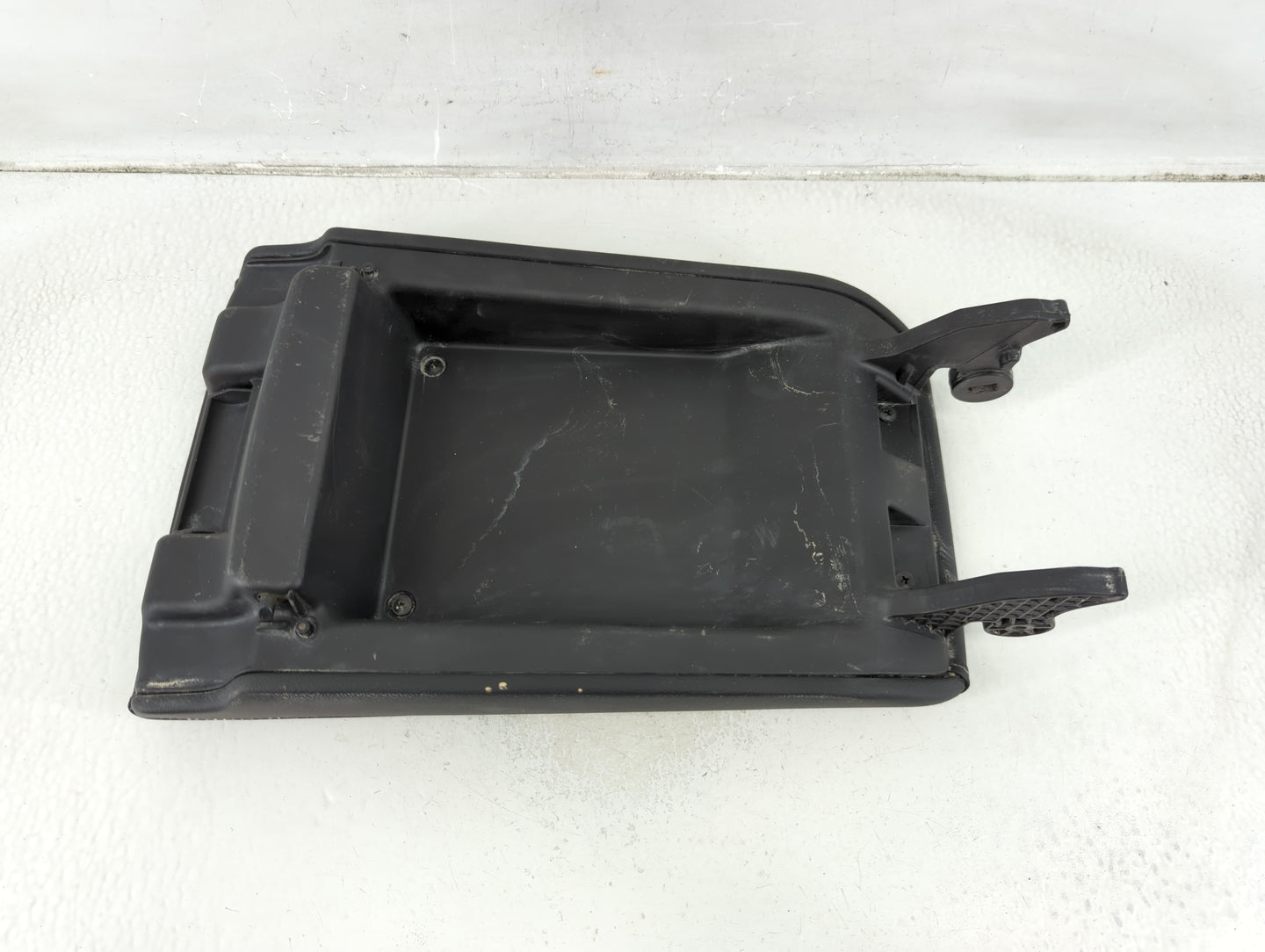 2021-2022 Honda Accord Center Console Armrest Cover Lid Fits Fits 2021 2022 OEM Used Auto Parts - Oemusedautoparts1.com