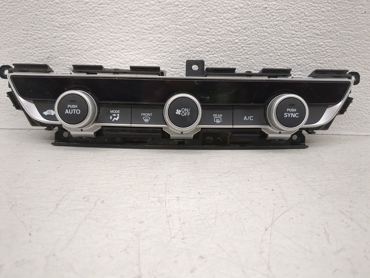 2021-2022 Honda Accord Climate Control Module Temperature AC/Heater Replacement P/N:79610TVAA210M1 Fits Fits 2021 2022 OEM U