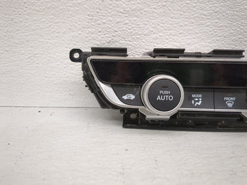 2021-2022 Honda Accord Climate Control Module Temperature AC/Heater Replacement P/N:79610TVAA210M1 Fits Fits 2021 2022 OEM Used Auto Parts