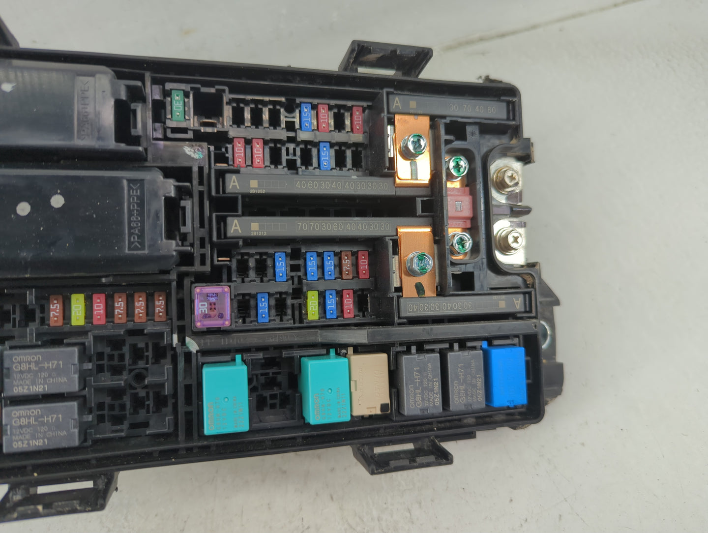 2021-2022 Honda Accord Fusebox Fuse Box Panel Relay Module P/N:50-TVA -A011 30TVA -A011 Fits Fits 2021 2022 OEM Used Auto Pa