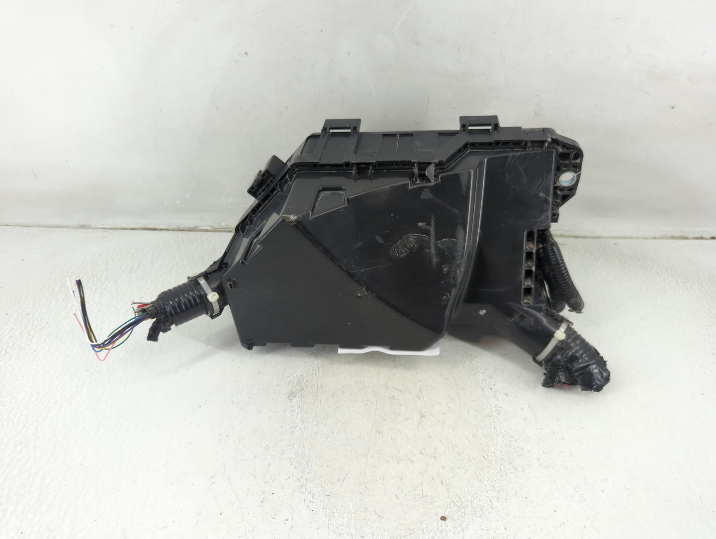 2021-2022 Honda Accord Fusebox Fuse Box Panel Relay Module P/N:50-TVA -A011 30TVA -A011 Fits Fits 2021 2022 OEM Used Auto Pa
