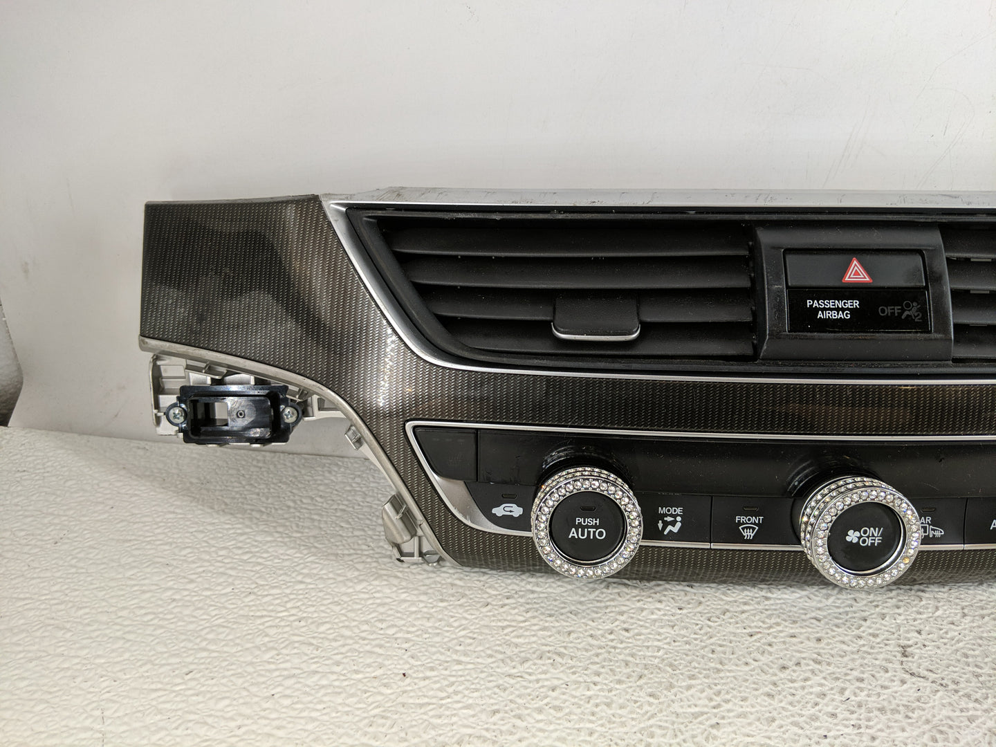 2021-2022 Honda Accord Climate Control Module Temperature AC/Heater Replacement P/N:79610TVAA210M1 Fits Fits 2021 2022 OEM U