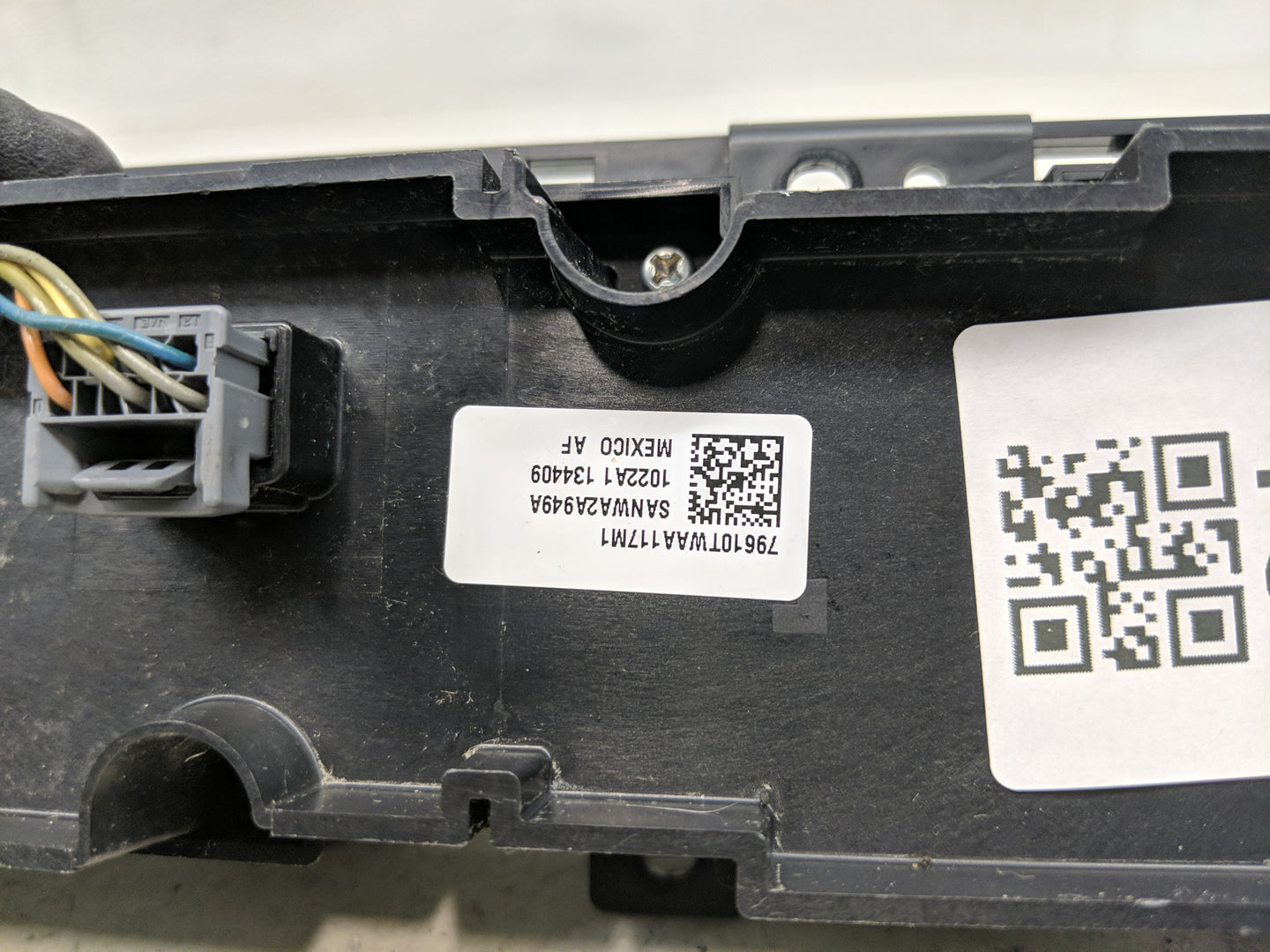 2018-2022 Honda Accord Climate Control Module Temperature AC/Heater Replacement P/N:79610TWAA117M1 Fits OEM Used Auto Parts 