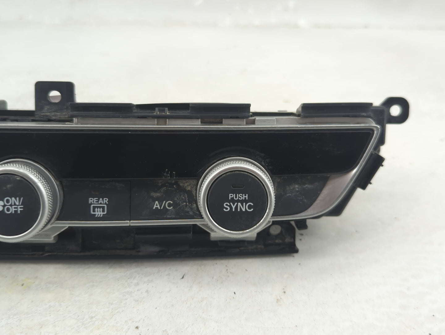 2021-2022 Honda Accord Climate Control Module Temperature AC/Heater Replacement P/N:79610TVAA210M1 Fits Fits 2021 2022 OEM U