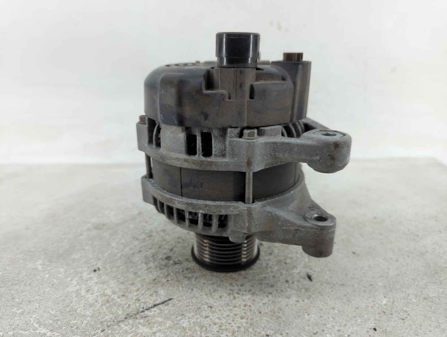 2018-2022 Honda Accord Alternator Replacement Generator Charging Assembly Engine OEM P/N:104211-4340 Fits OEM Used Auto Part
