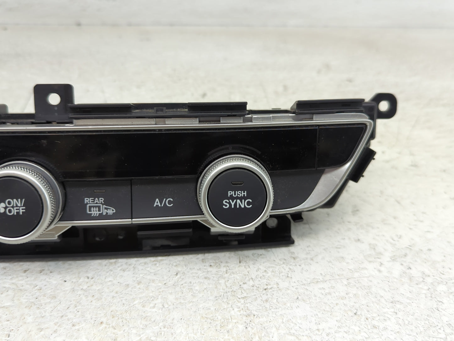 2021-2022 Honda Accord Climate Control Module Temperature AC/Heater Replacement P/N:79610TVAA710M1 Fits Fits 2021 2022 OEM U