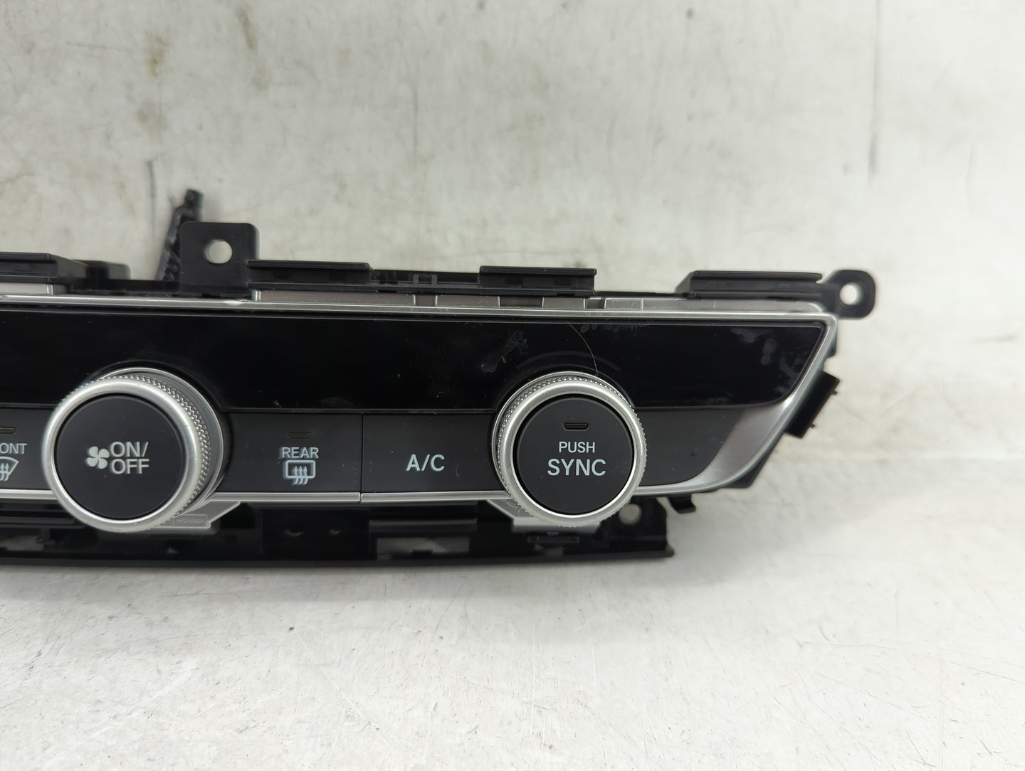2021-2022 Honda Accord Climate Control Module Temperature AC/Heater Replacement P/N:79610TVAA210M1 Fits Fits 2021 2022 OEM U
