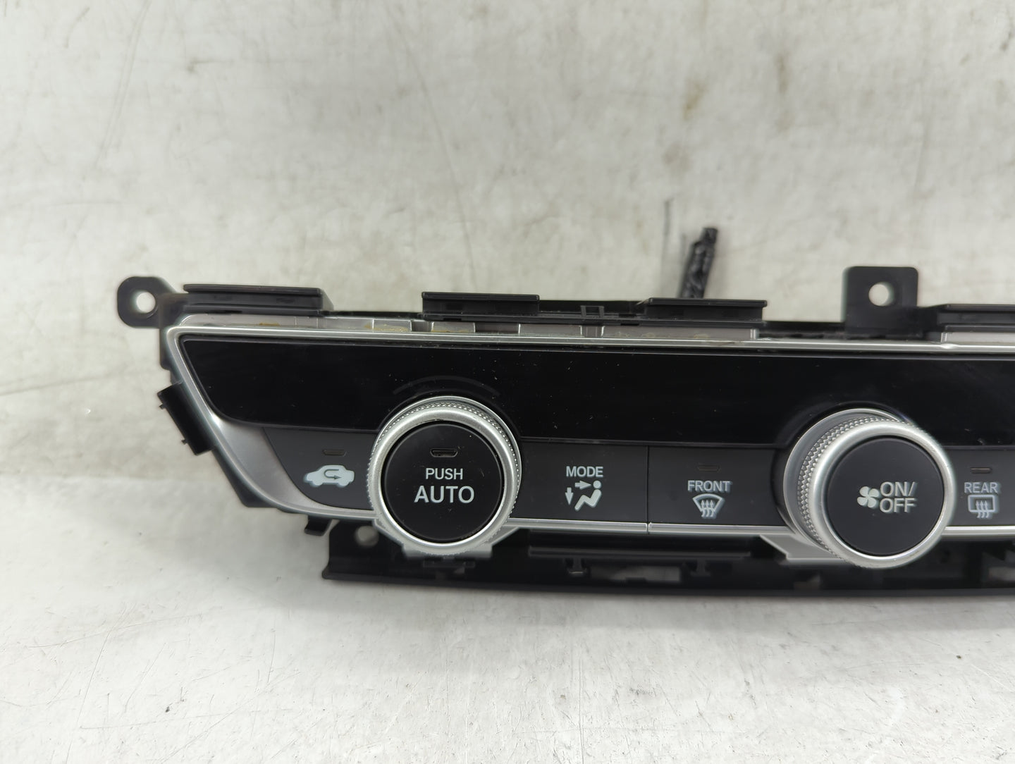 2021-2022 Honda Accord Climate Control Module Temperature AC/Heater Replacement P/N:79610TVAA210M1 Fits Fits 2021 2022 OEM U