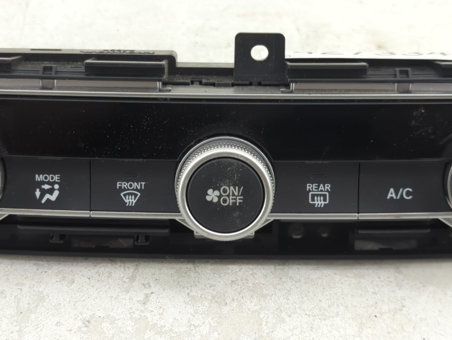 2021-2022 Honda Accord Climate Control Module Temperature AC/Heater Replacement P/N:79610TVAA210M1 Fits Fits 2021 2022 OEM U